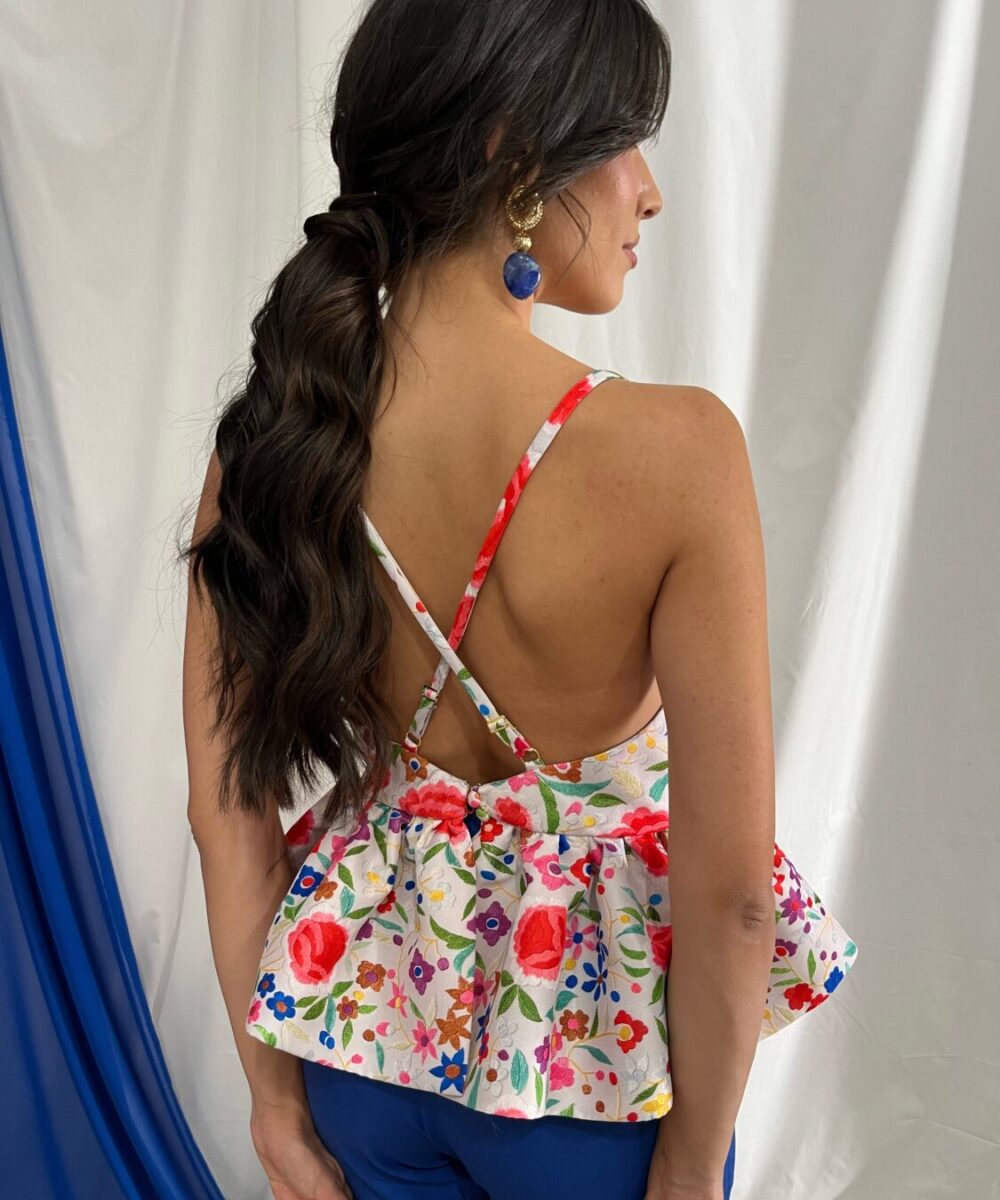 Top peplum